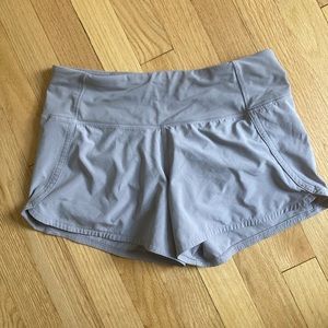 Lululemon Speed Up Shorts Size 4